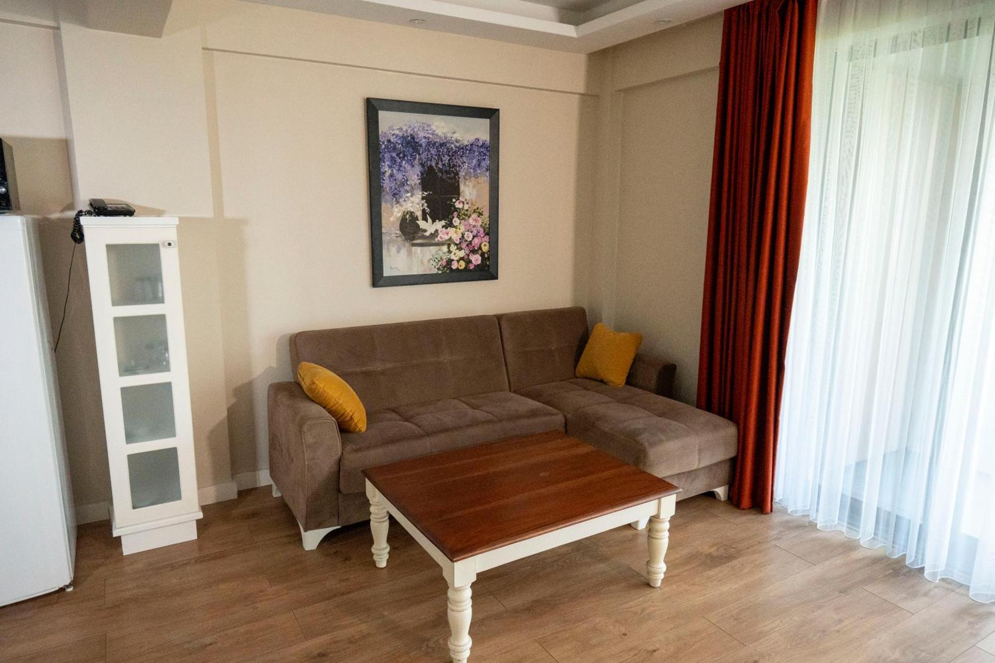 Sapanca Cayir Cimen Otel エクステリア 写真